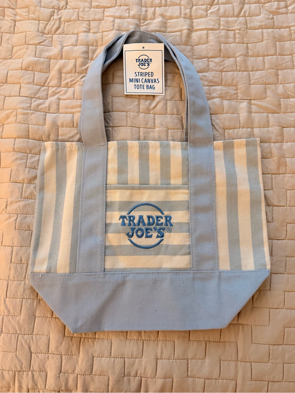 Trader Joe’s Mini Pastel Stripe Canvas Tote Bag Limited Edition Set Of 4 NEW - Picture 3 of 11